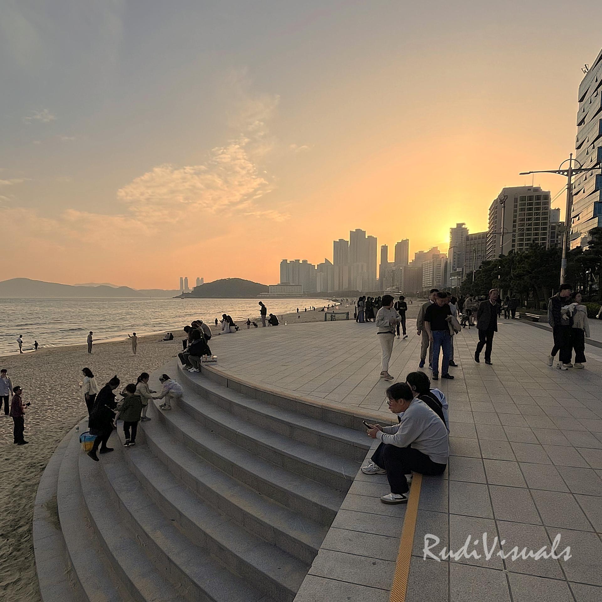 La plage de Haeundae : soleil, mer et horizon à Busan